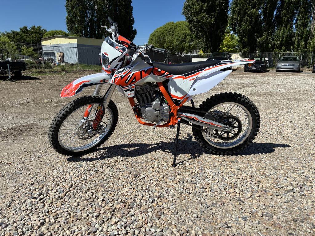 Kayo K2 Pro 250cc Dirt Bike