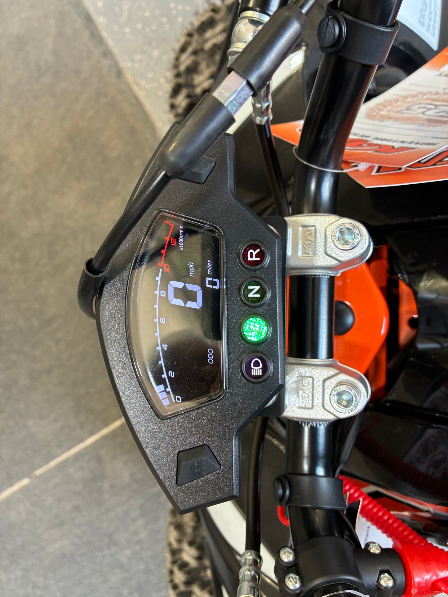 2025 Kayo Predator 125 EFI Black