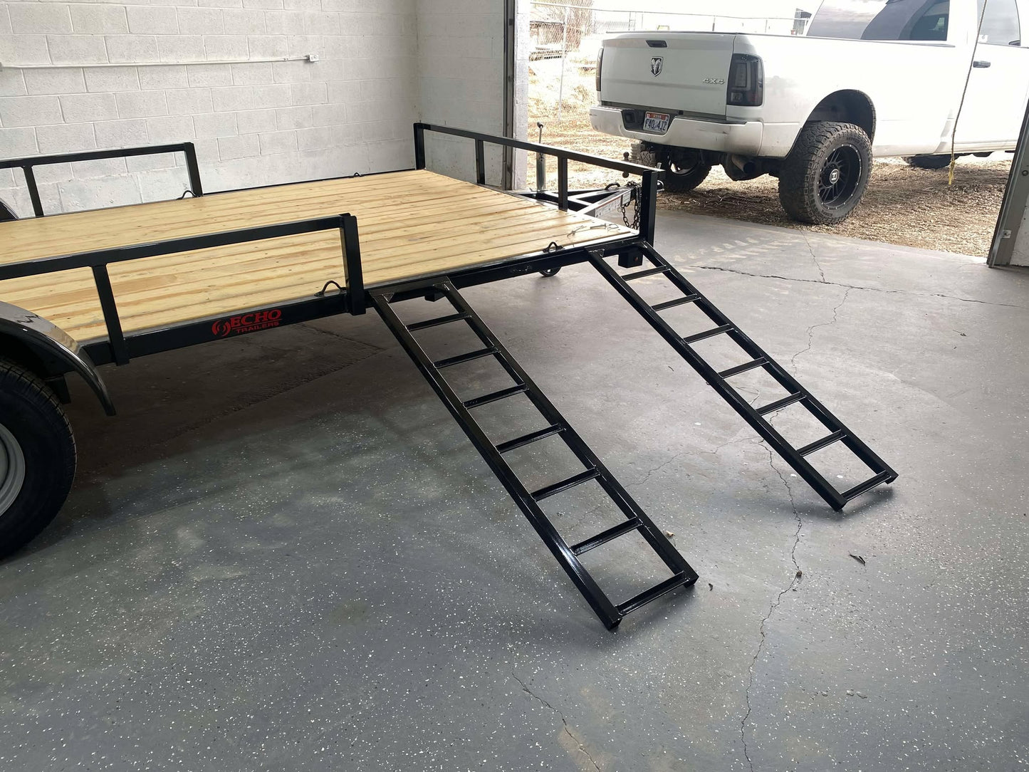 2025 Echo 7x14 Tandem Axle w/Removeable Side Ramps